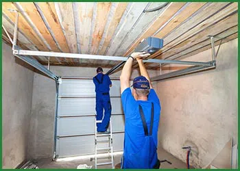 Quality Garage Door Irvine, CA 949-242-3707 - garagedoors-repair-t-21-gr-39m